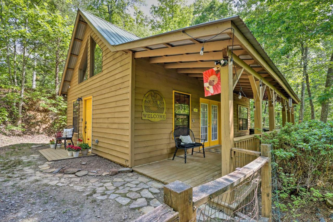 Bumblebee Cottage Murphy Retreat With Hot Tub Salem Bagian luar foto