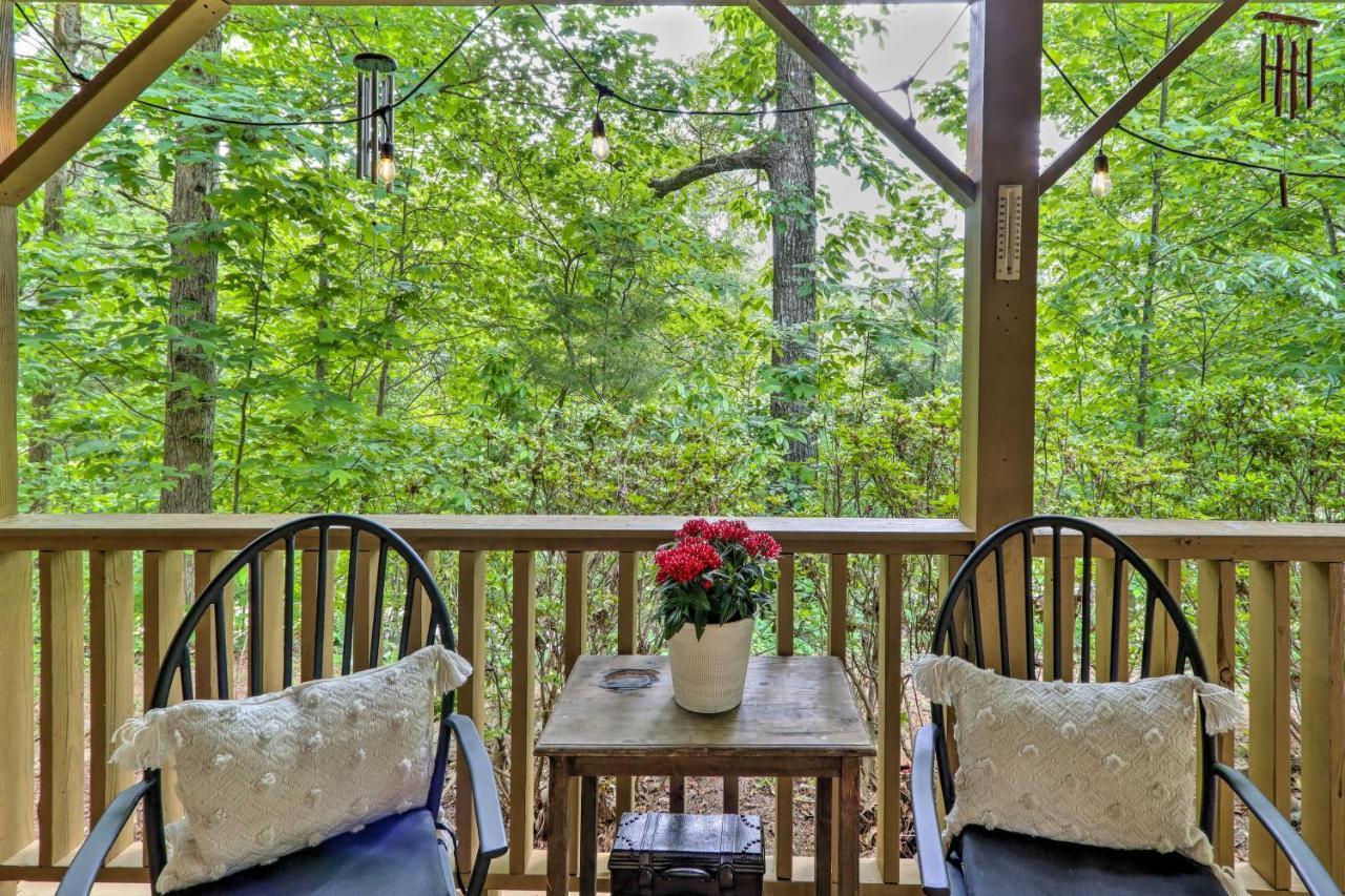 Bumblebee Cottage Murphy Retreat With Hot Tub Salem Bagian luar foto